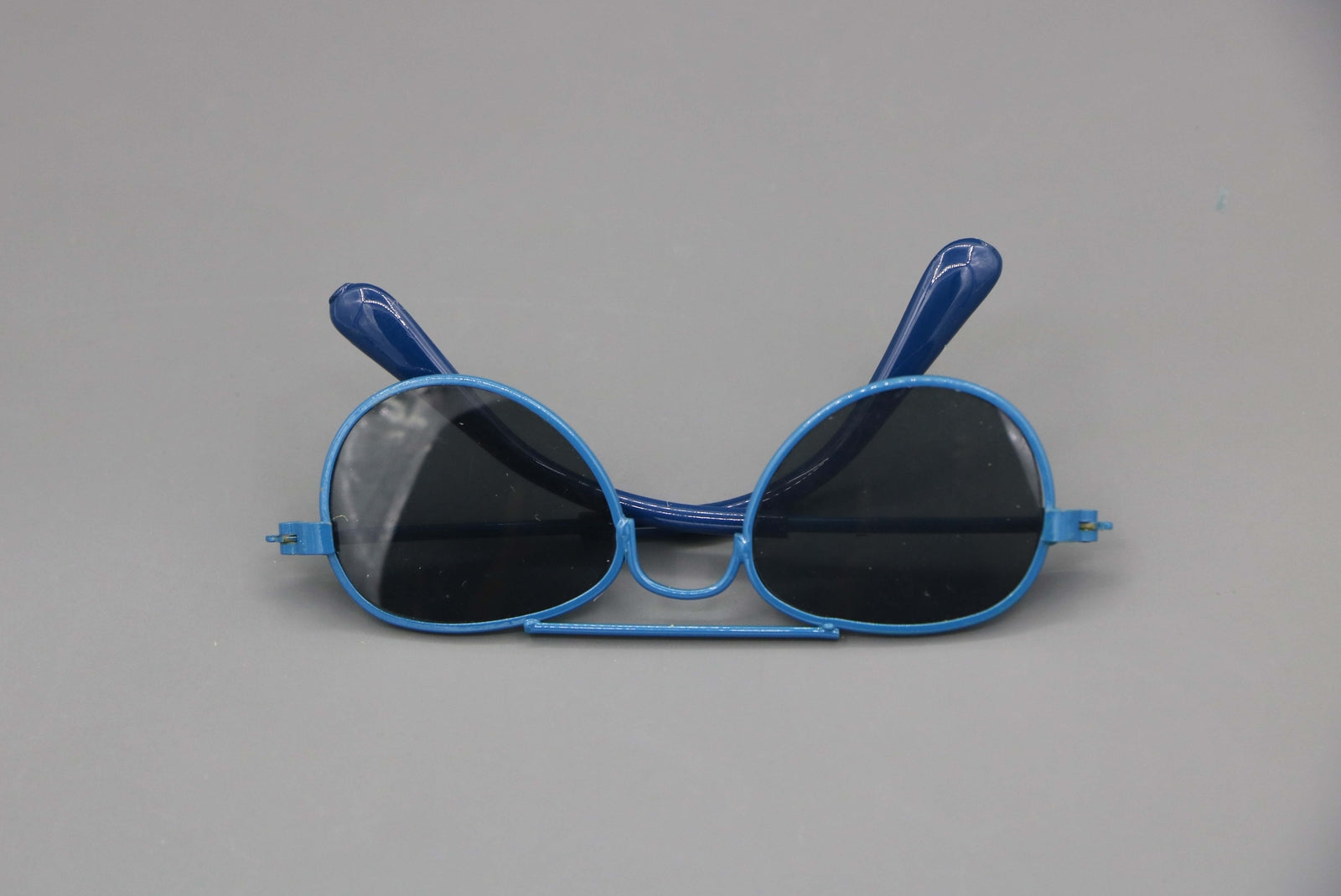 18" Doll Blue Fashion Sunglasses