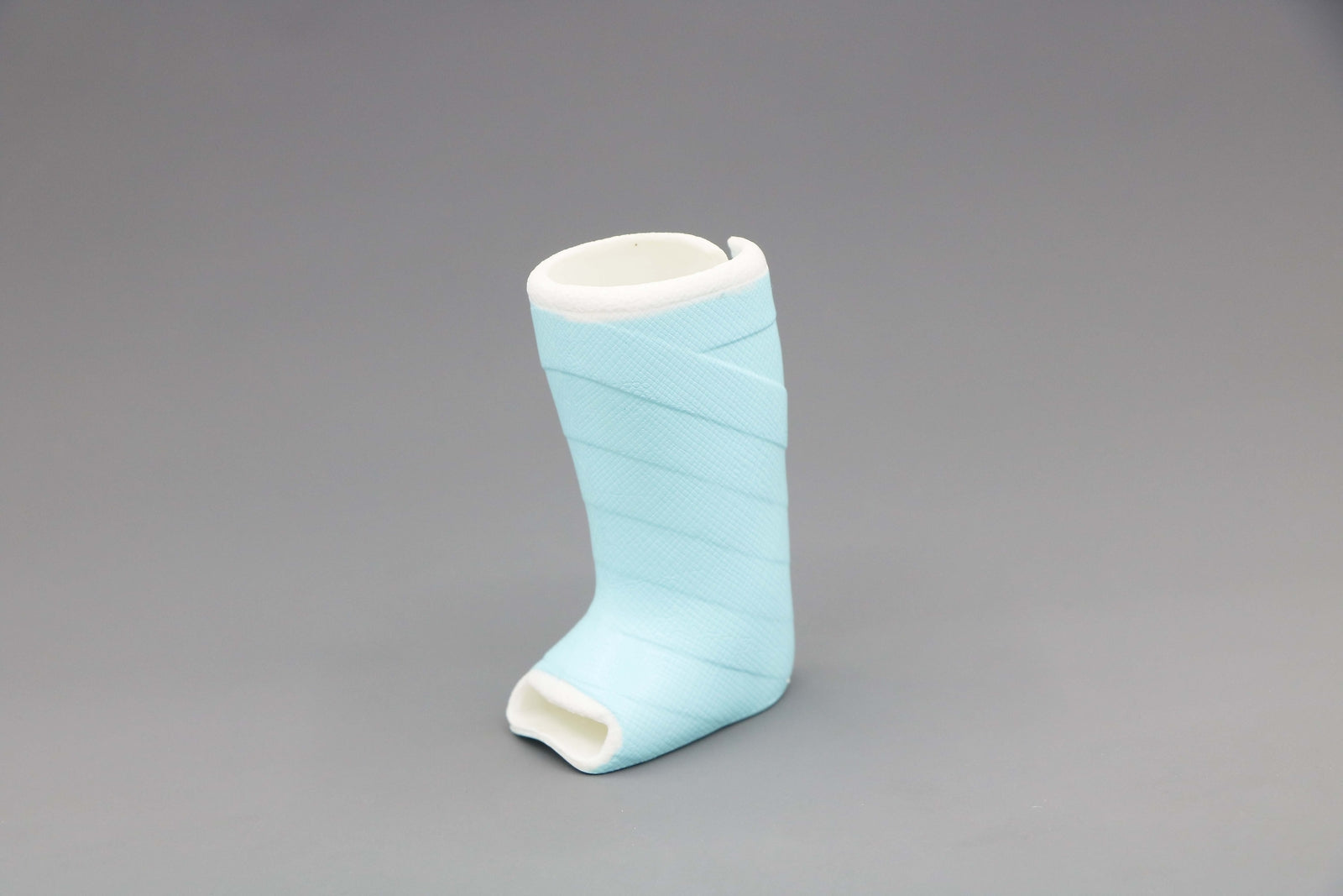 American Girl Wellie Wishers Leg Cast | 15" Doll Medical Accessory