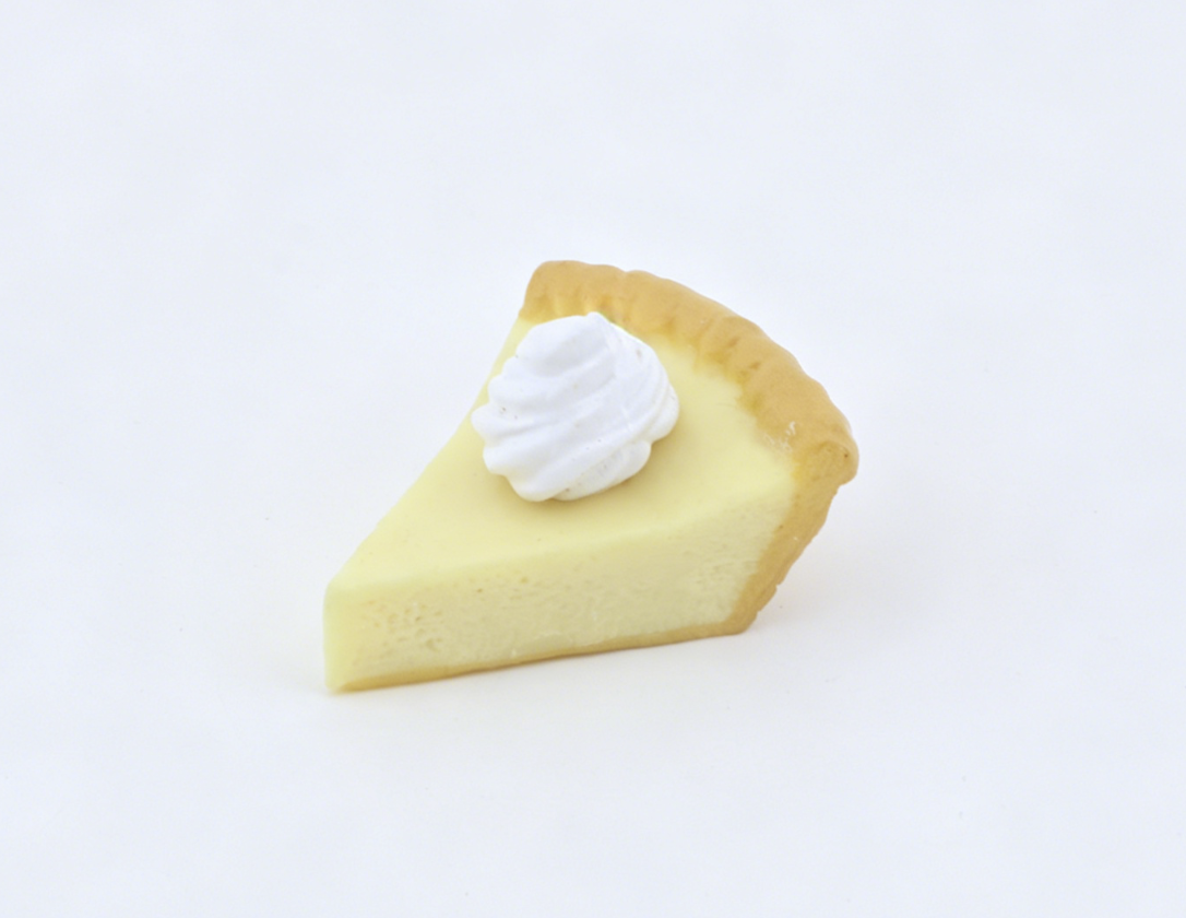 American girl A slice of pie for 18'' doll dessert Nanea luau