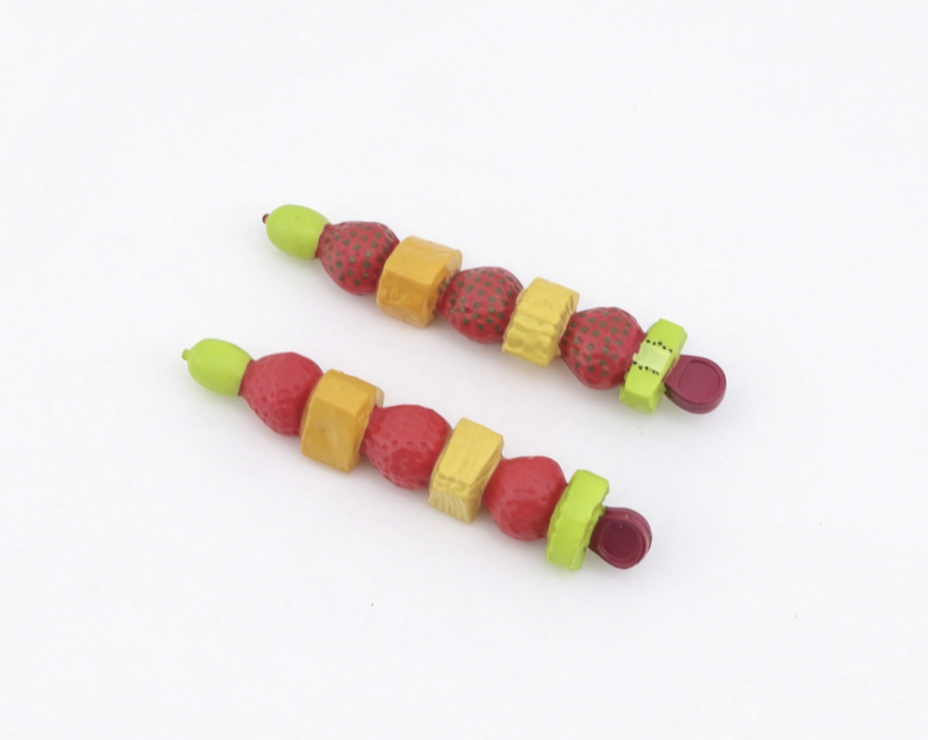 2pcs Fruit Kabobs for 18" Doll Campus Snack Cart