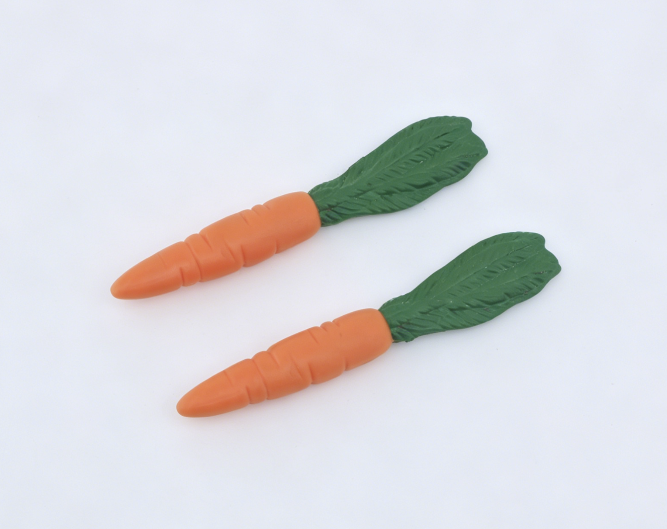 2Pcs Toy Carrots For 18'' Doll & Toy Horse Farm Stable Feed Accessory