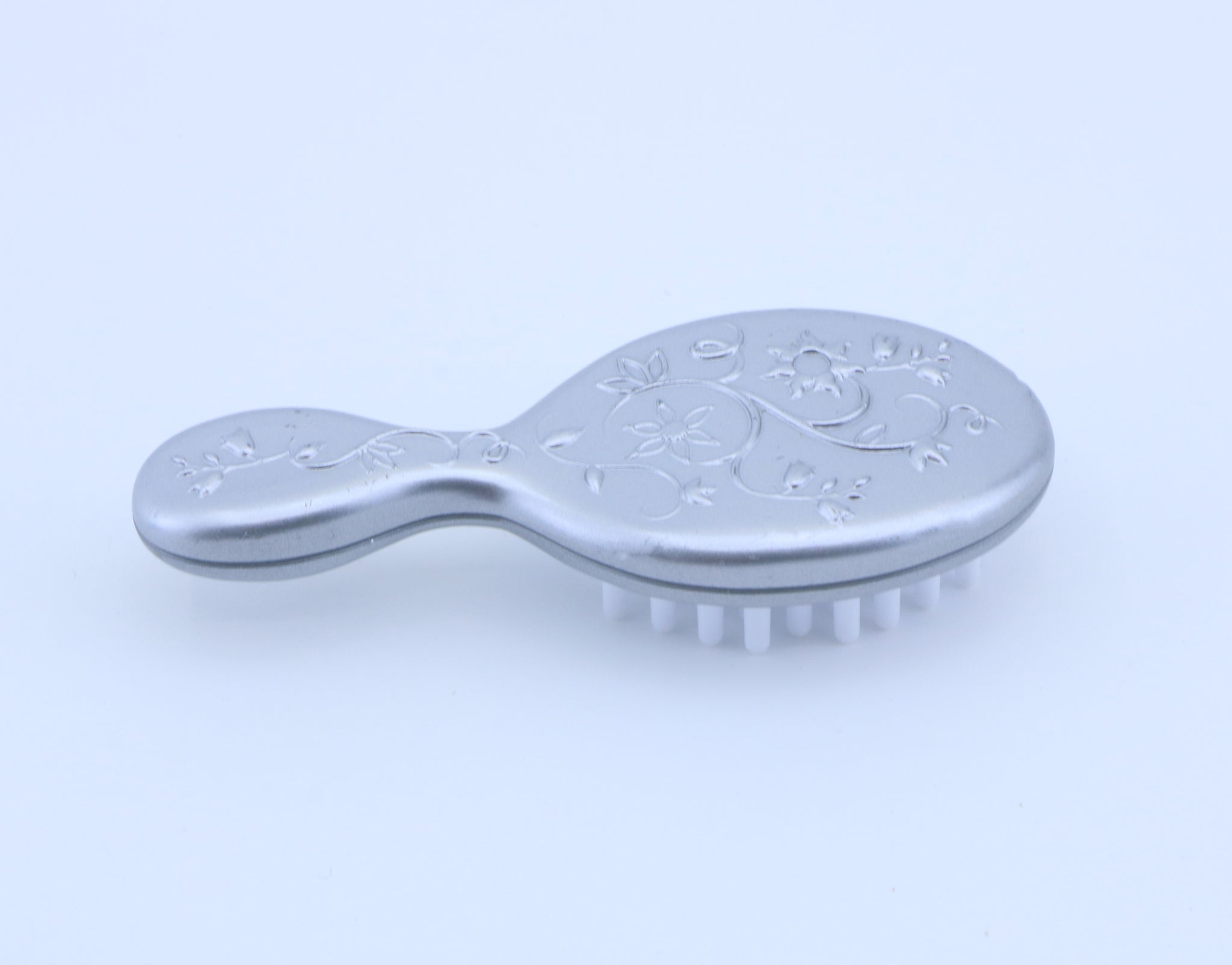 American Girl A silvery doll-sized hairbrush with floral details for 18'' doll Princess Rapunzel Hair Accessories