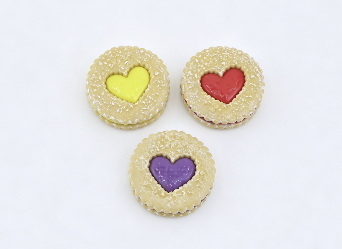 3 Pcs Heart Filled Sandwich Cookie Simulation Food Prop for 18'' Doll Bakery Kitchen Pretend Play