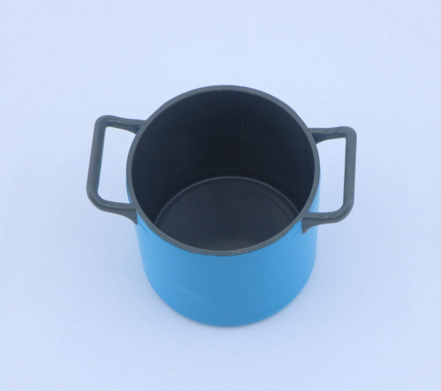 American Girl Blue Soup Pot Gold Handles Kitchen Accessory for 18" Doll