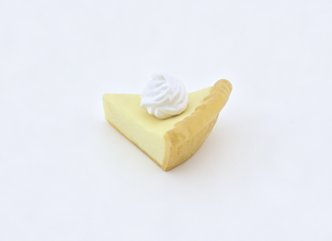 American girl A slice of pie for 18'' doll dessert Nanea luau