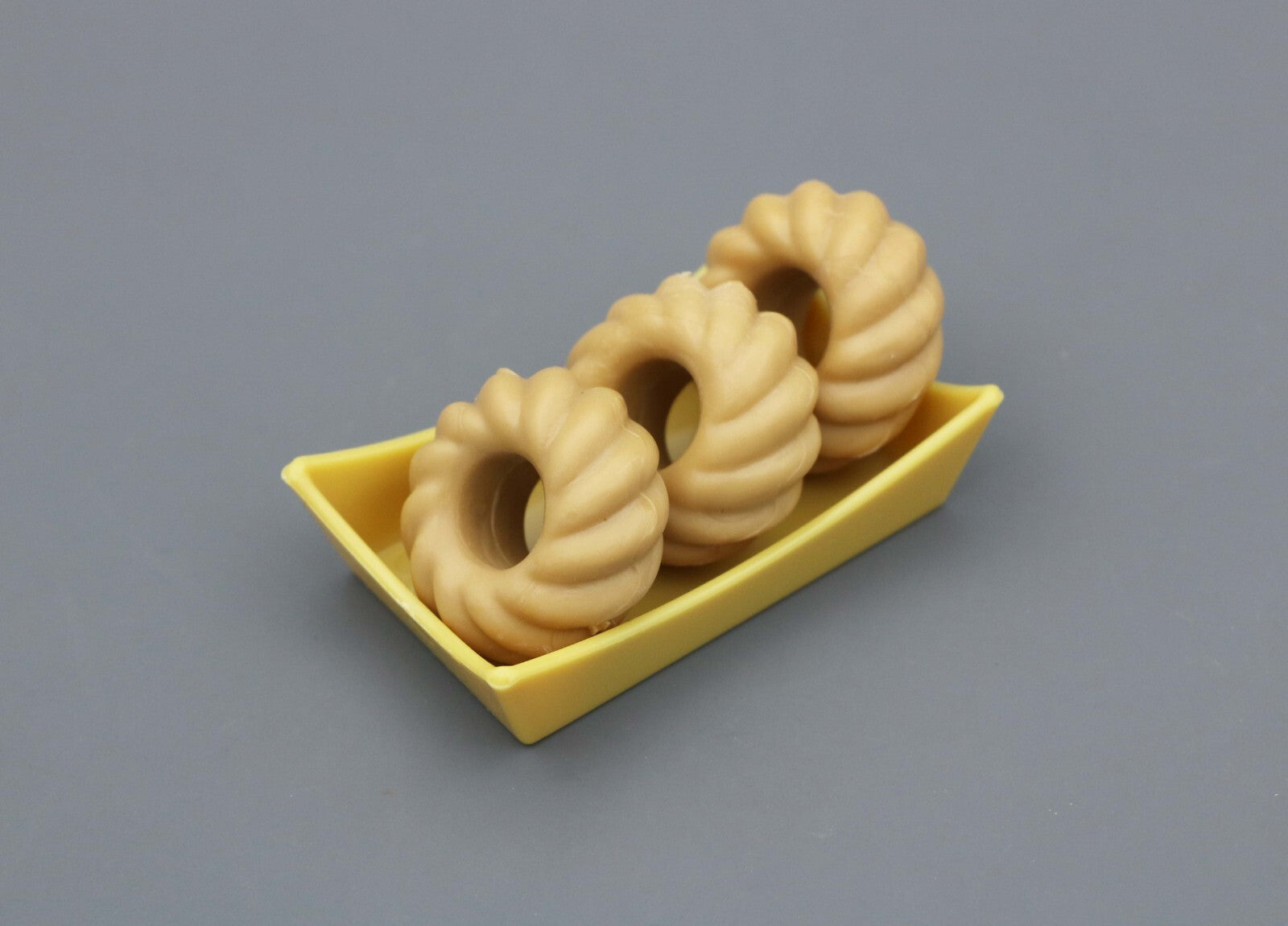 3-Pack Donuts with Tray | Kitchen Food for 18" Doll