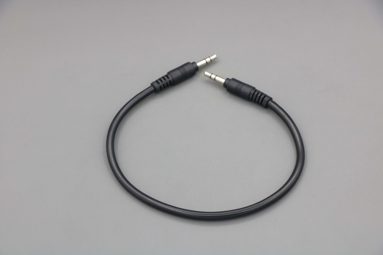 American Girl Corinne Ski Lodge Fire Pit Auxiliary Audio Cord – For 18" Doll Fire Pit Accessory