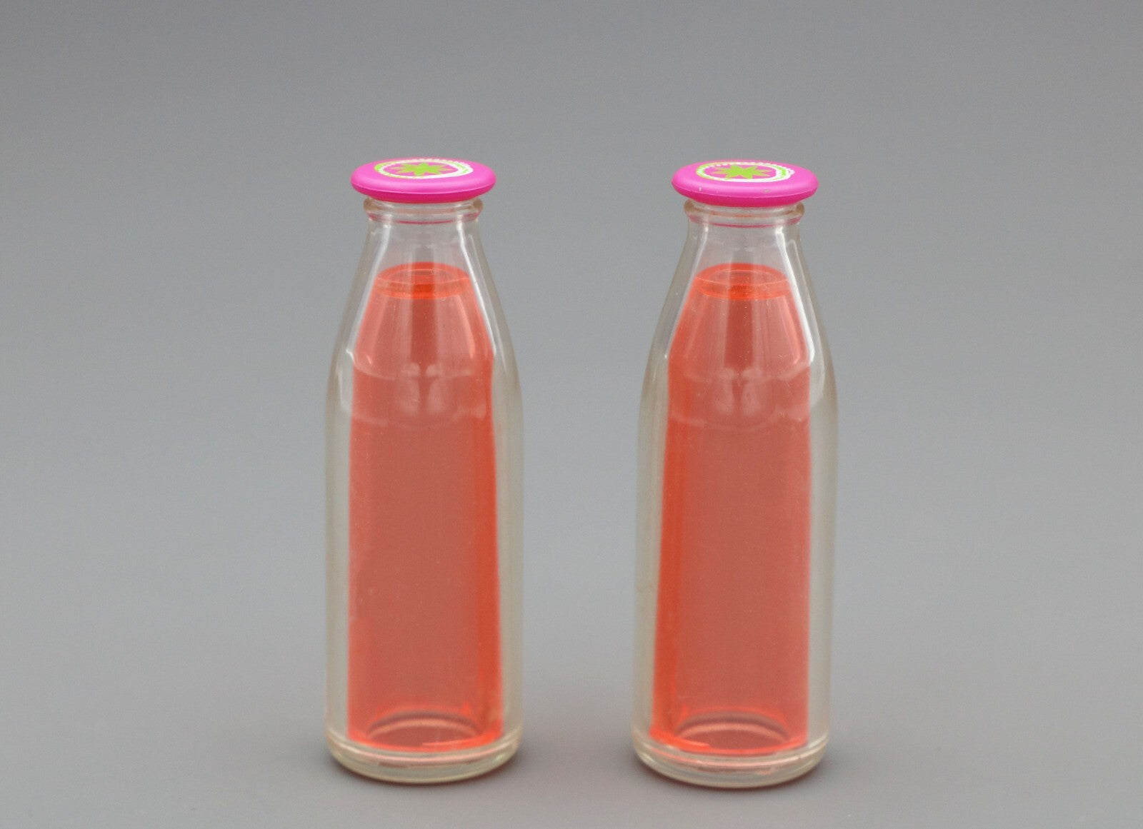 American Girl Lea Rainforest Fruit Stand 2-Piece Guava Juice Bottle Set | 18" Doll Food