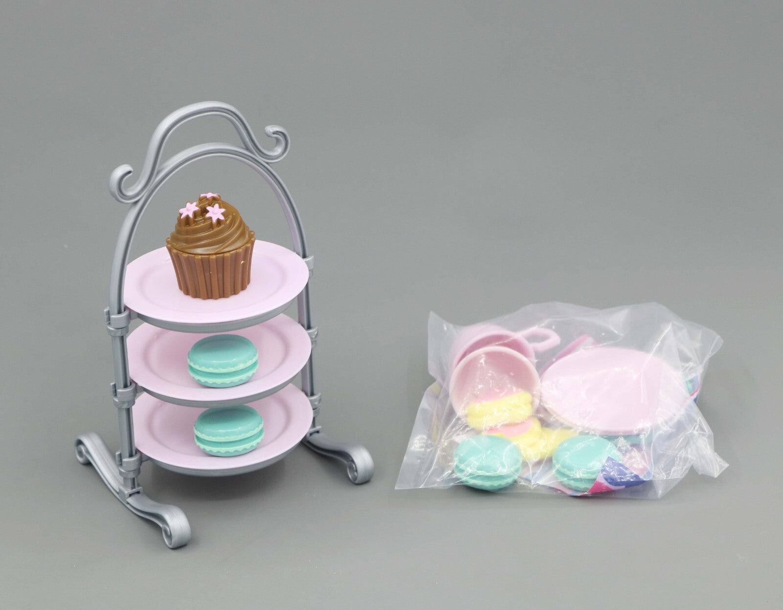 18'' Doll 3-Tier Dessert Tea Set