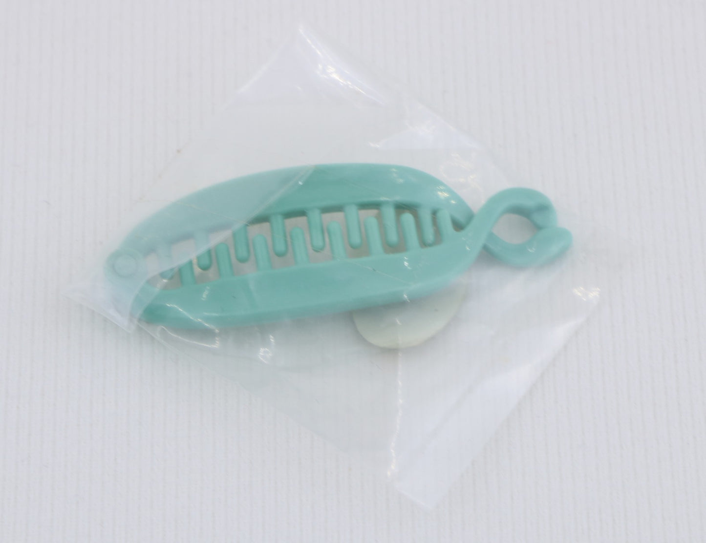 American Girl Courtney Moore Green Banana Hair Clip | 18" Doll Accessory