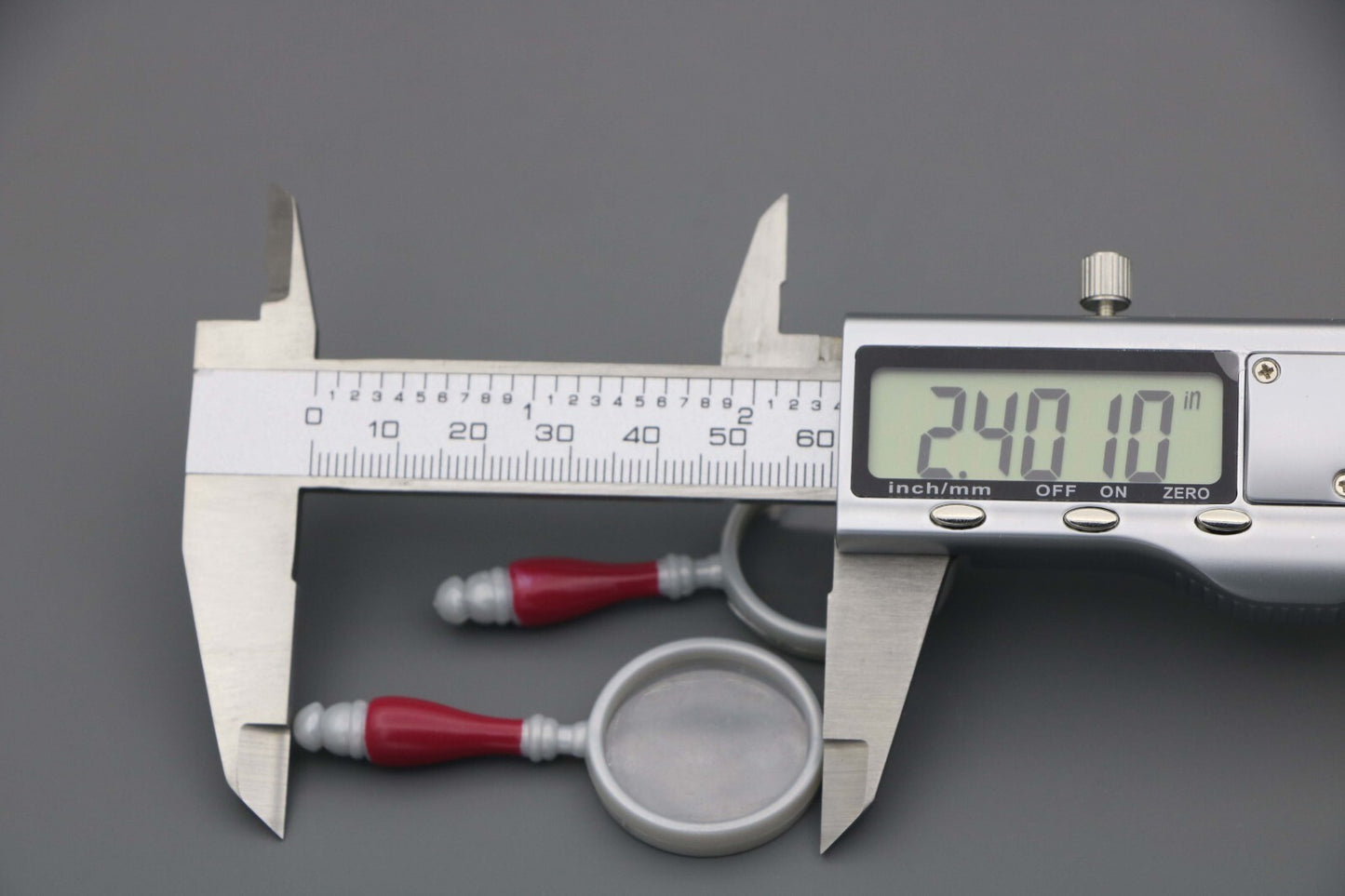 2-Piece Magnifier Set for 18" Doll