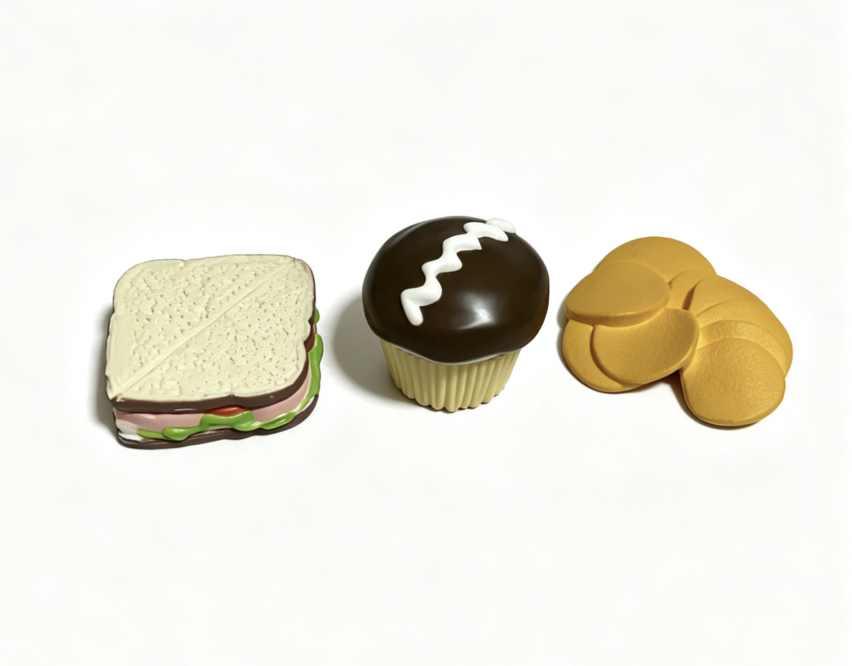 Sandwich & Cupcake & Chips for 18'' doll Julie School Lunch Box