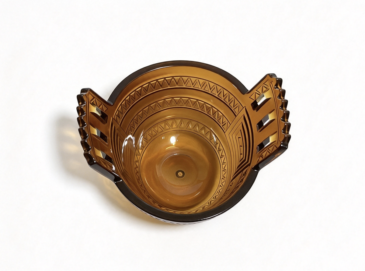 Faux Etched-Horn Bowl from Kaya’s Trading Feast & Tule Mat Set for 18'' Doll