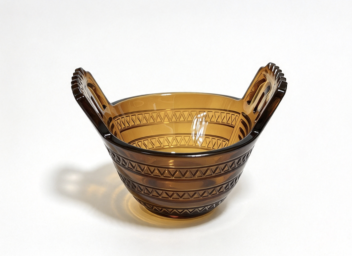 Faux Etched-Horn Bowl from Kaya’s Trading Feast & Tule Mat Set for 18'' Doll