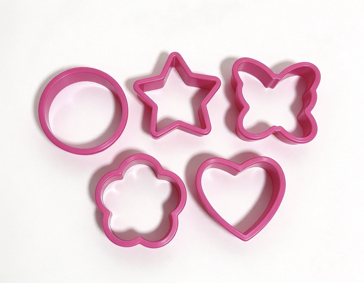 Pack Of 5 Cookie Cutters From Aprons And Recipes Set For 18'' Doll