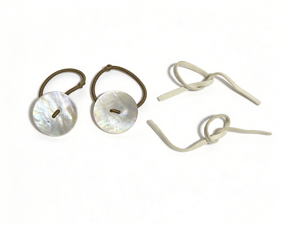 Kaya 2 Faux-Leather Hair Ties & 2 Faux-Abalone Shell Hair Ties FOR 18'' DOLL