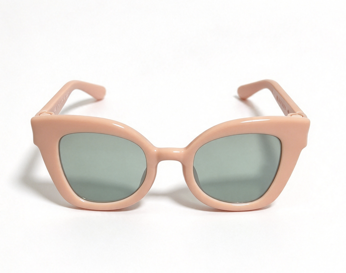 Light Pink Cat-Eye Frame Sunglasses For 18'' Doll Casual Beach Dress Up