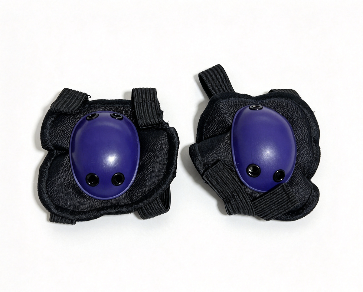 Of Today Roller pair Knee Pads for 18'' Doll