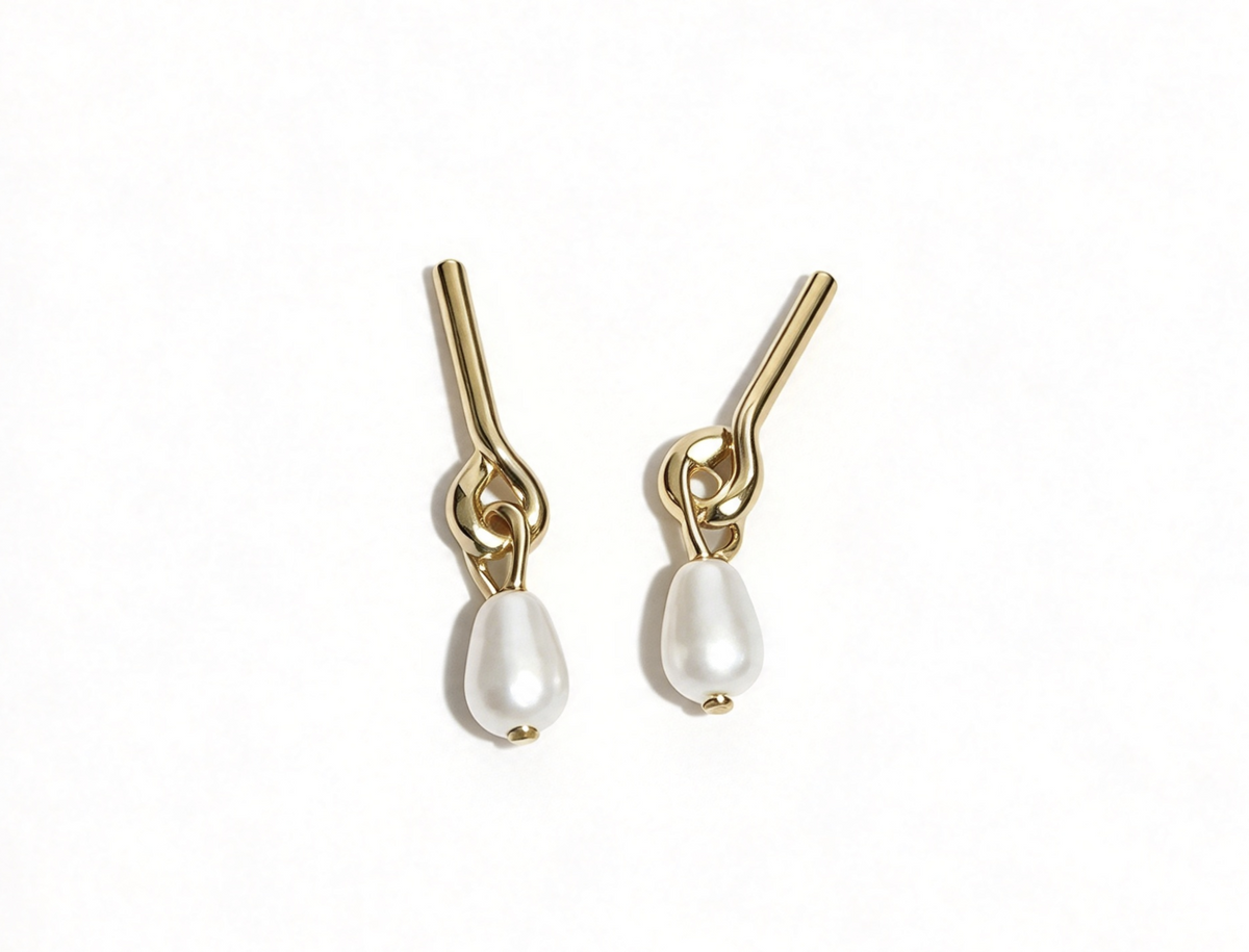 Pair Pearl Drop Doll Earrings 1.26mm metal posts
